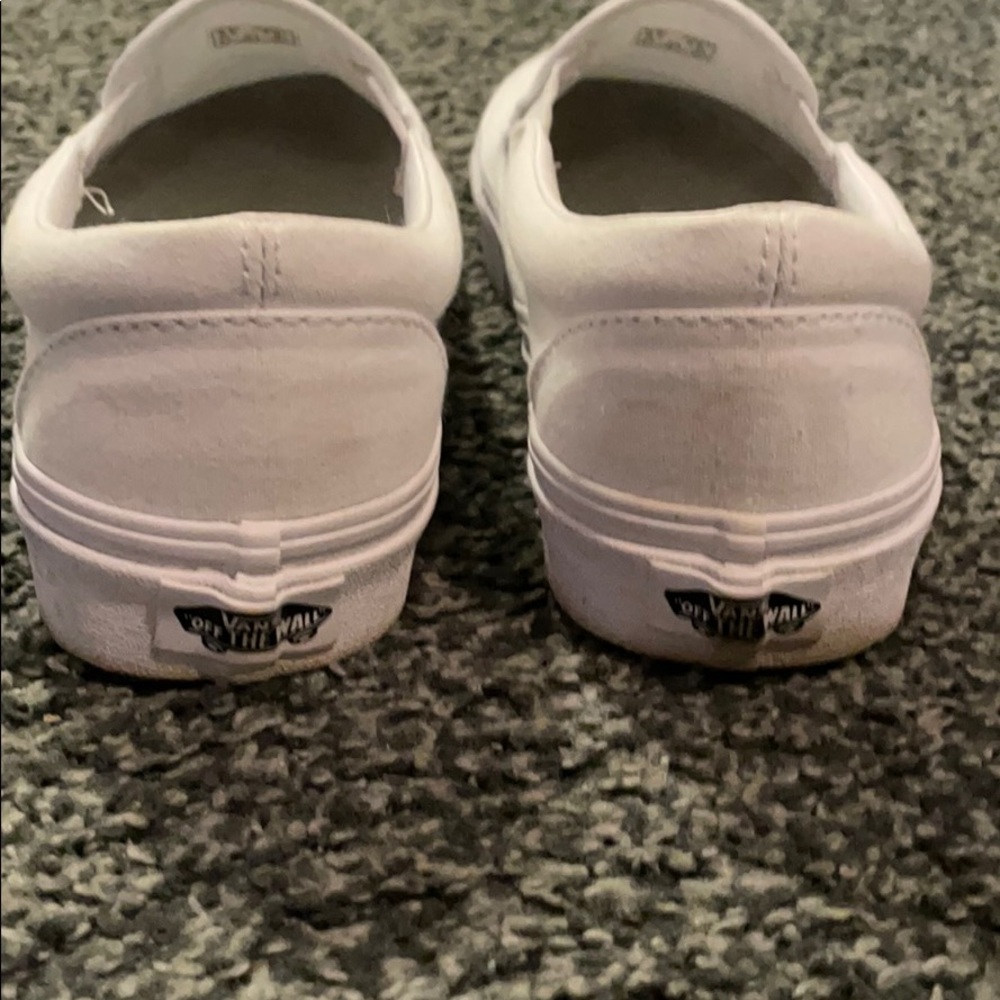 Vans - Picture 2 of 5